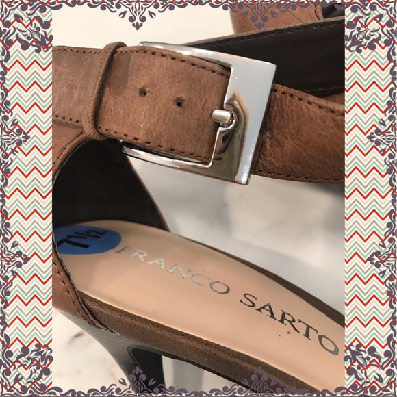 SOLD!! FRANCO SARTO HEELED SANDALS 💕💕💕 - Picture 4 of 8